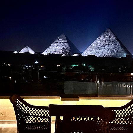 Celia Pyramids View Inn Nazlet el-Sisi Bagian luar foto