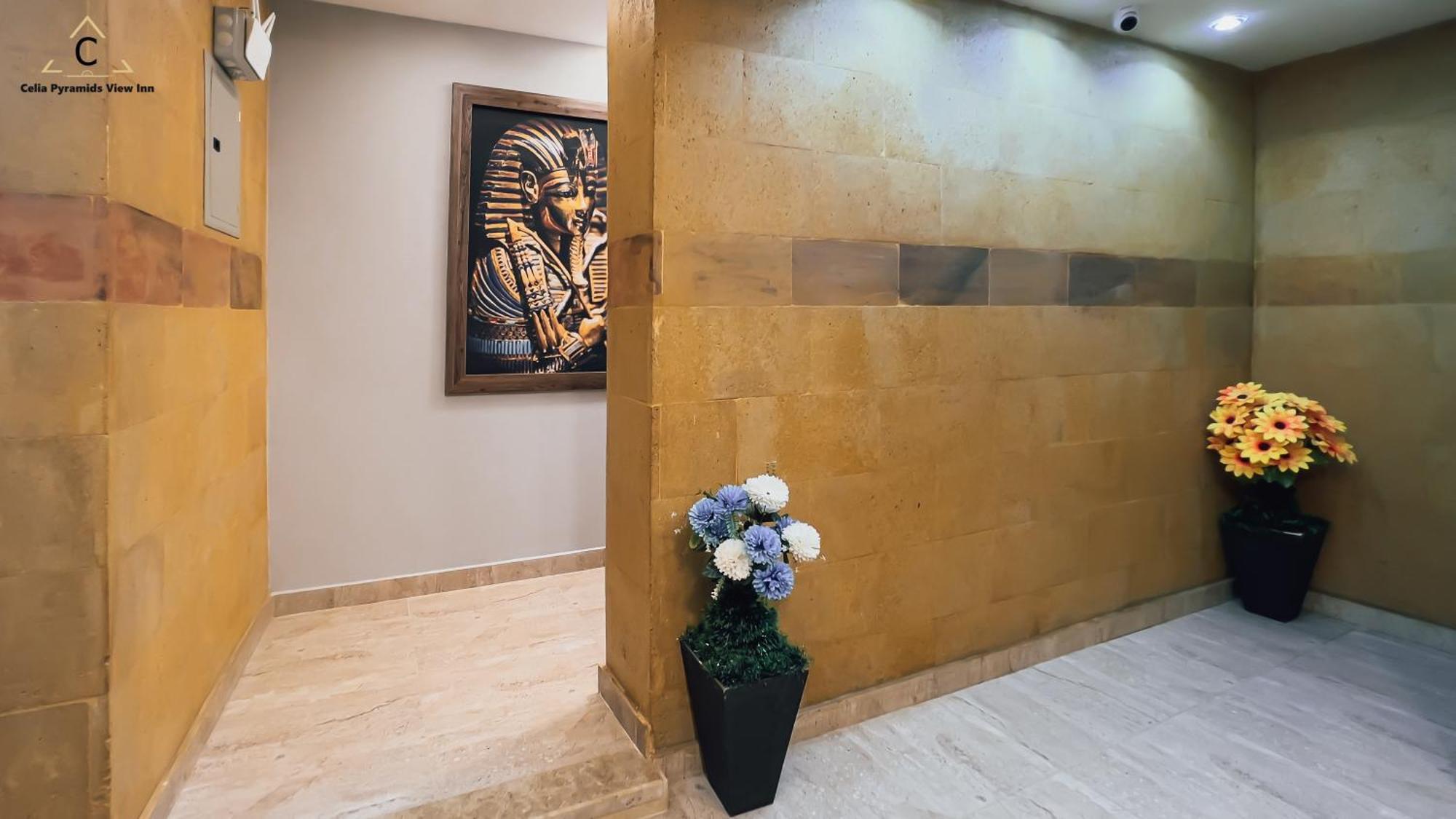 Celia Pyramids View Inn Nazlet el-Sisi Bagian luar foto