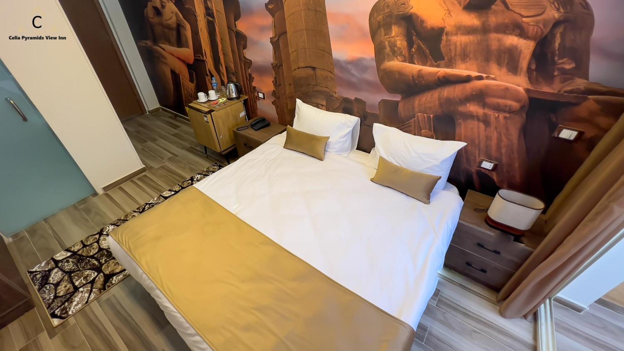 Celia Pyramids View Inn Nazlet el-Sisi Bagian luar foto